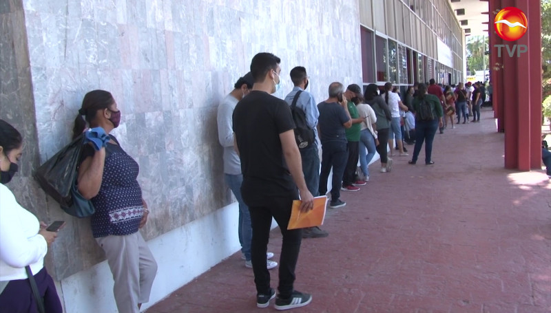 Contribuyentes hacen un "filón" en Recaudación de Rentas