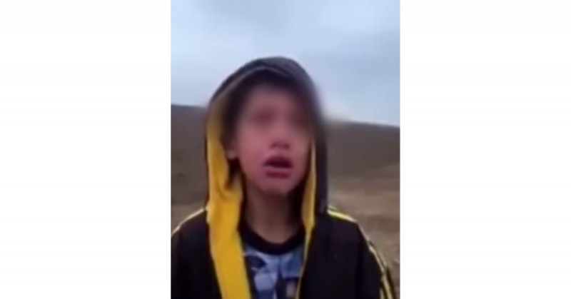 Este es uno de los miles de niños que EE.UU. encuentra vagando solos en la frontera (video)