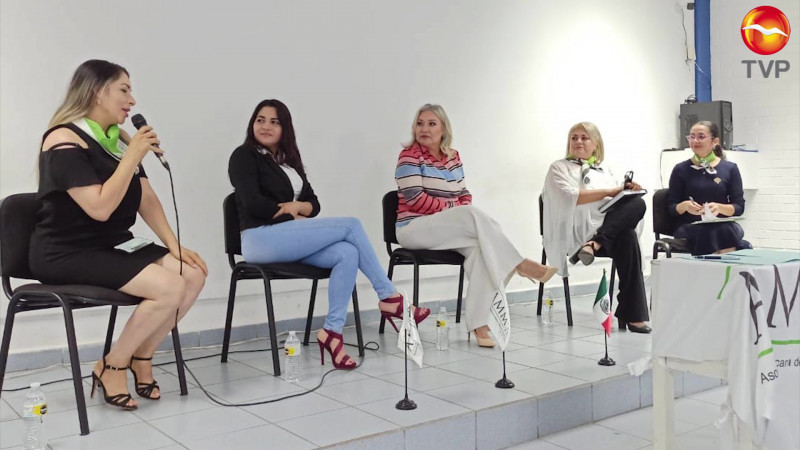 Sin detenerse la economía impulsada por mujeres en Mazatlán