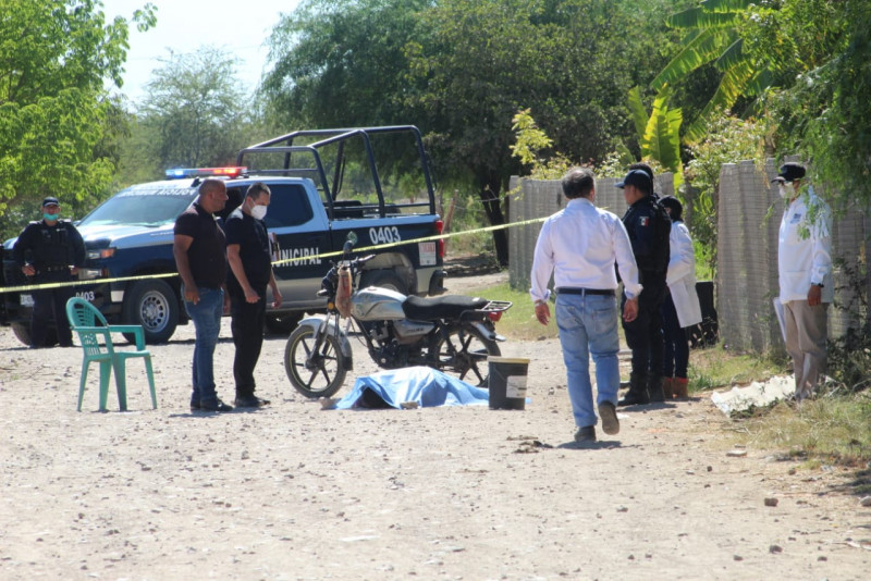 Motociclista muere tras derrapar