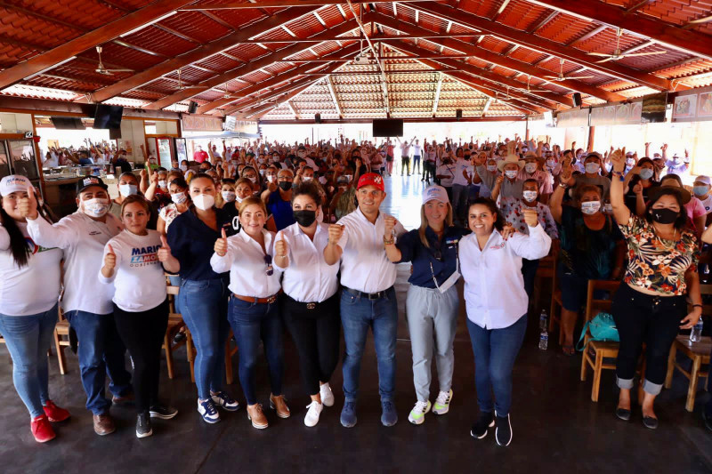 Wendy Ibarra lleva propuestas de Mario Zamora en su gira por Coyotitán y San Ignacio