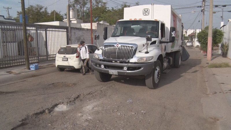 Por lo menos 20 años sin dar mantenimiento a calle de fraccionamiento
