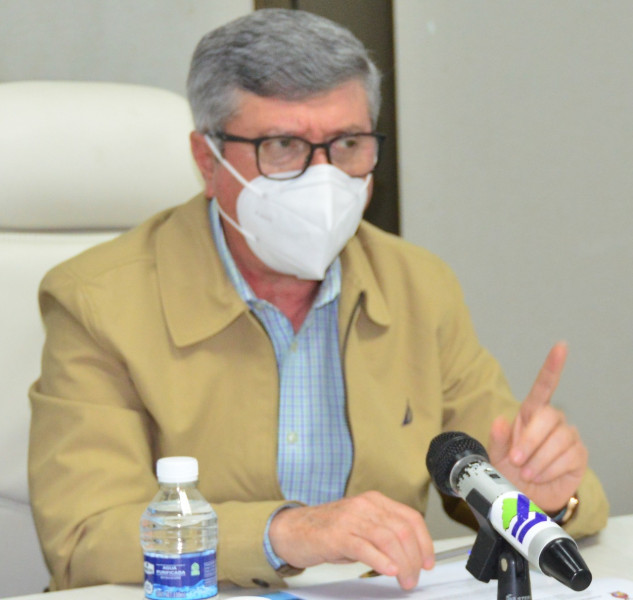 A pesar del aumento de casos, Sinaloa se queda en Amarillo