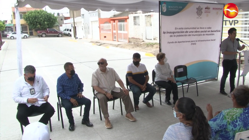 Entregan calles pavimentadas por más de 4 mdp en Mazatlán