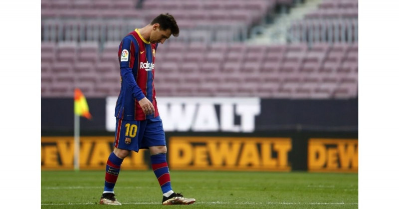 Hoy se termina el contrato de Messi con el Barcelona y aún no hay acuerdo de renovación