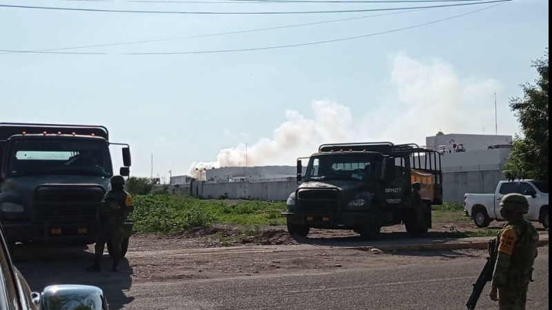 Se incendia bodega de la FGR de Sinaloa