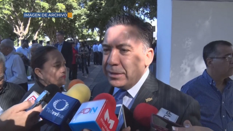 Enrique Inzunza solicita ante el Congreso retiro voluntario como presidente del STJE