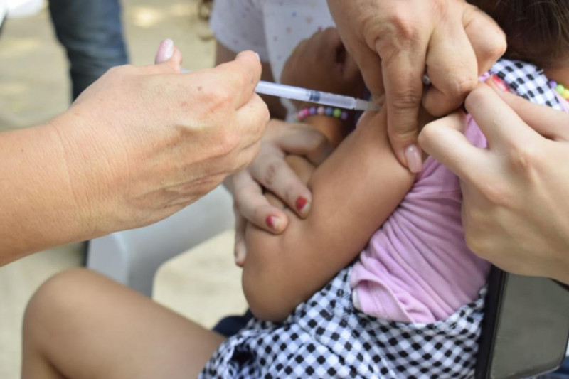 2 mil 602 vacunas a menores de ocho años aplicó el IMSS en la jornada al aire libre