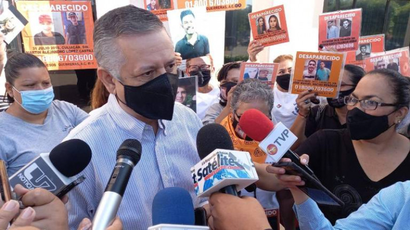 Renuncia el Fiscal de Sinaloa Juan José Ríos Estavillo