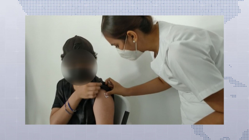 Continua el IMSS aplicando vacunas contra el Covid a menores con comorbilidad
