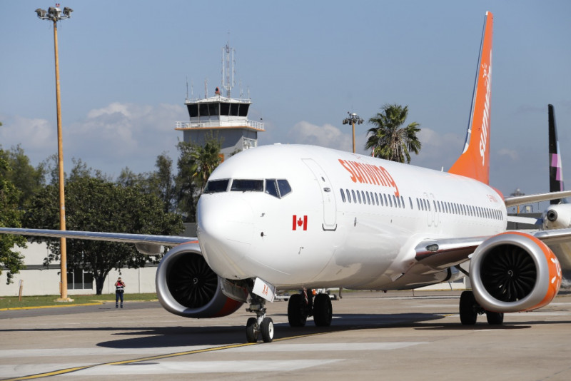 Recupera Mazatlán quinta aerolínea canadiense, tras la pandemia