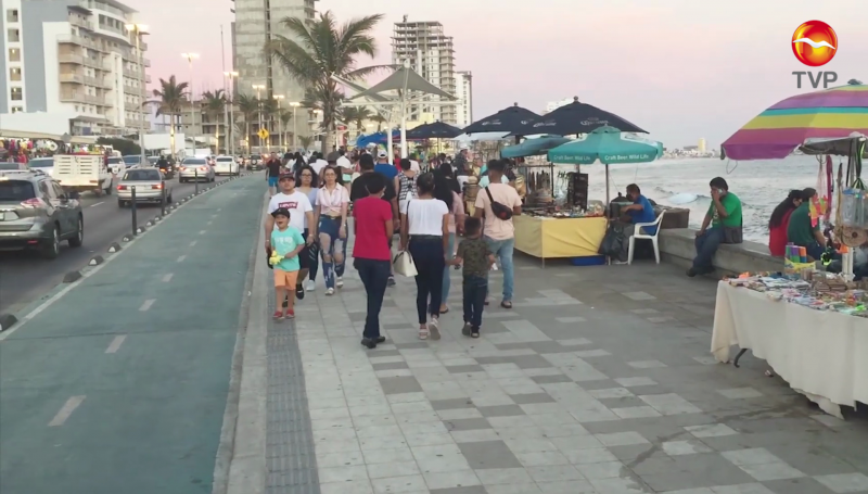 Turistas califican a Mazatlán con 9.5
