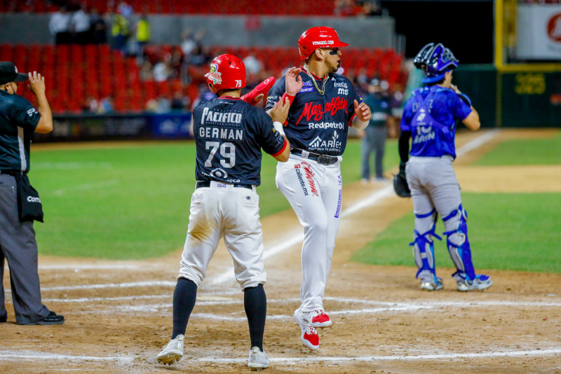 Los Venados le ganan la serie a los Charros