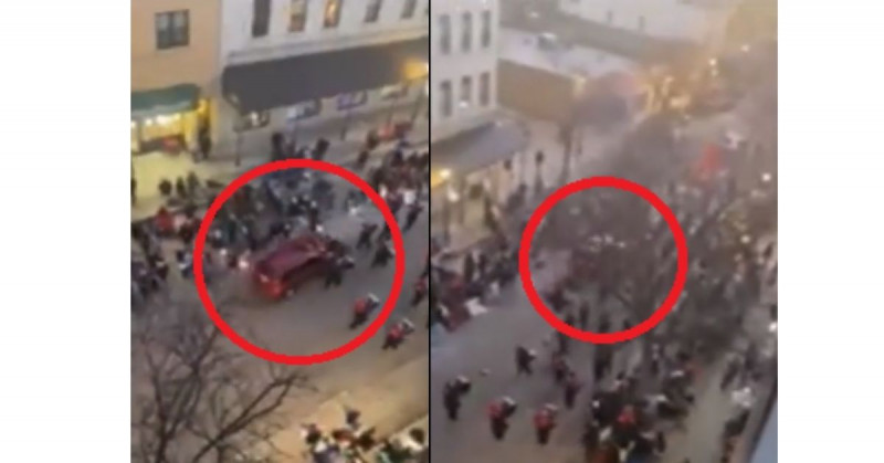 Camioneta se mete a desfile navideño: mata a 5 y hiere a 40 (video)