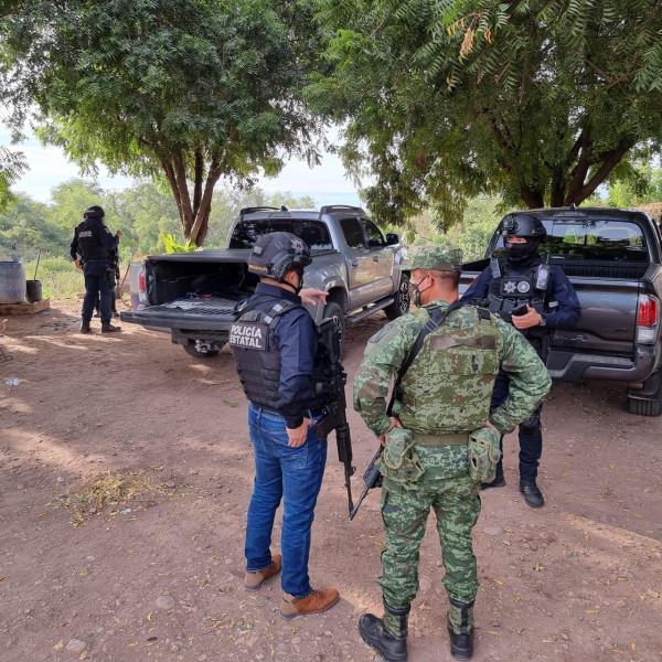 Ubican en Culiacancito camioneta despojada a mano armada