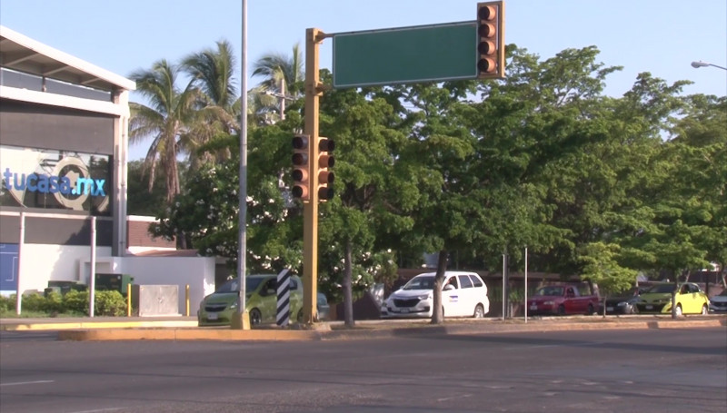 Habrá semáforos inteligentes en Mazatlán