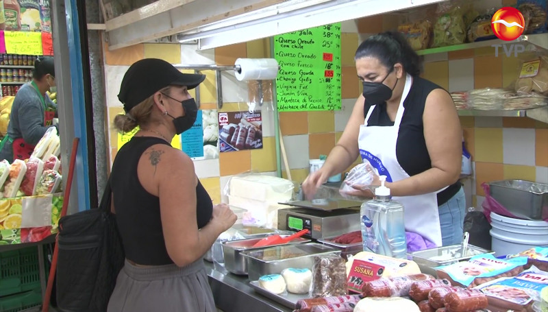 En el Mercado "José María Pino Suárez", de Mazatlán, ya se siente la "cuesta de enero"