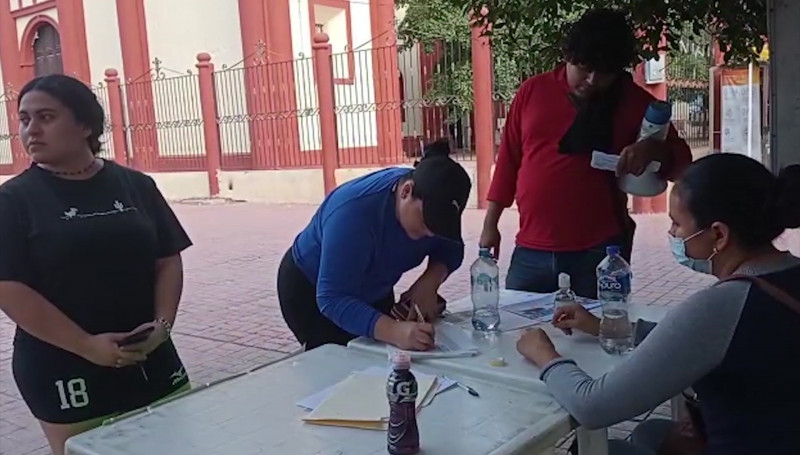 Avanzan con firmas ciudadanas para instalar reductores de velocidad en Villa Unión