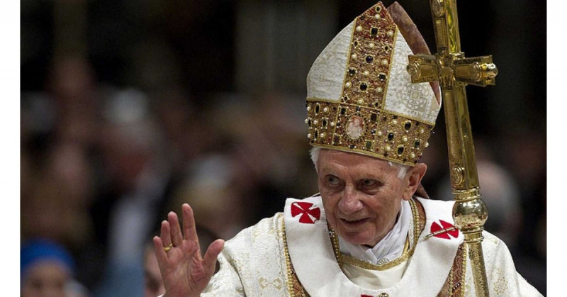 Papa Benedicto XVI supo y no actuó en cuatro casos de abuso sexual, denuncia informe