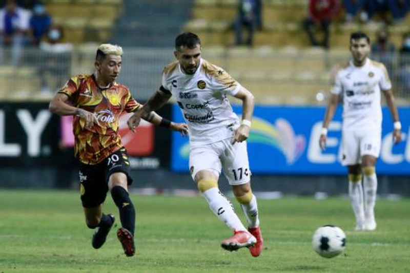 Dorados cae por la mínima ante Leones Negros