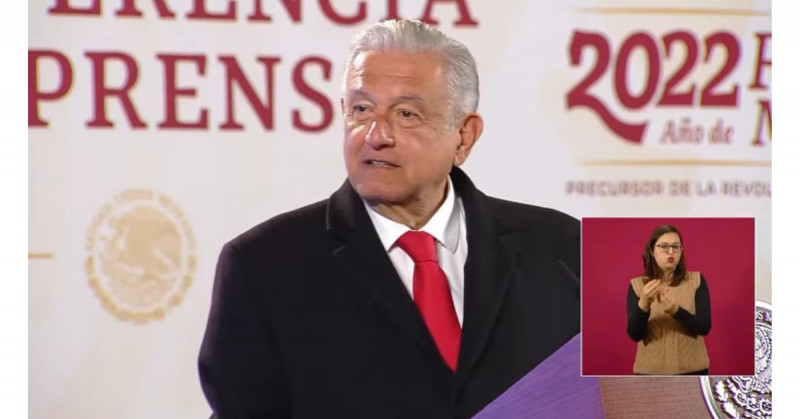 López Obrador apoya a su hijo y niega conflicto de interés con contratistas