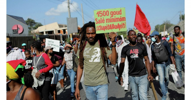 Haití sube salario mínimo, pero siguen más protestas por insuficiencias