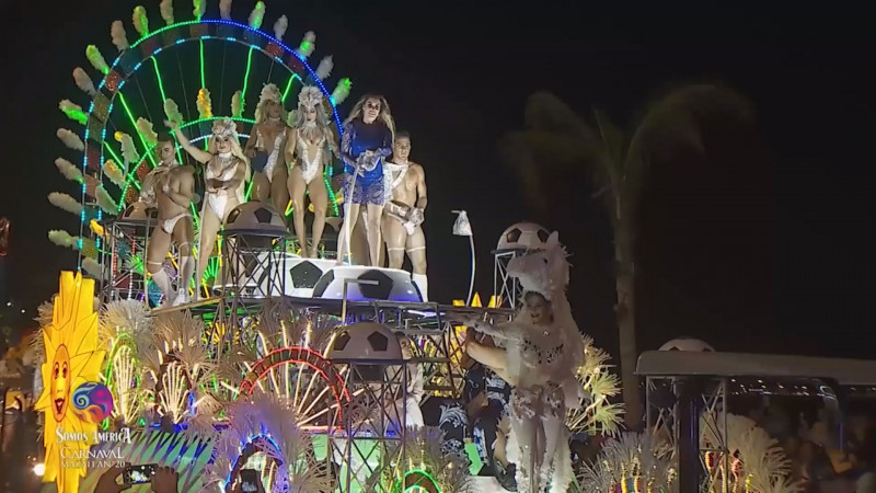 Rocha Moya tomó la decisión de realizar el carnaval en Mazatlán