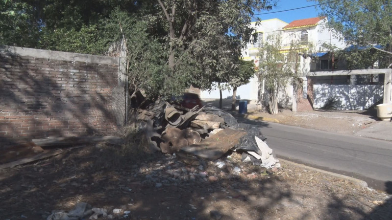 Denuncian basura en el sector Republica Mexicana