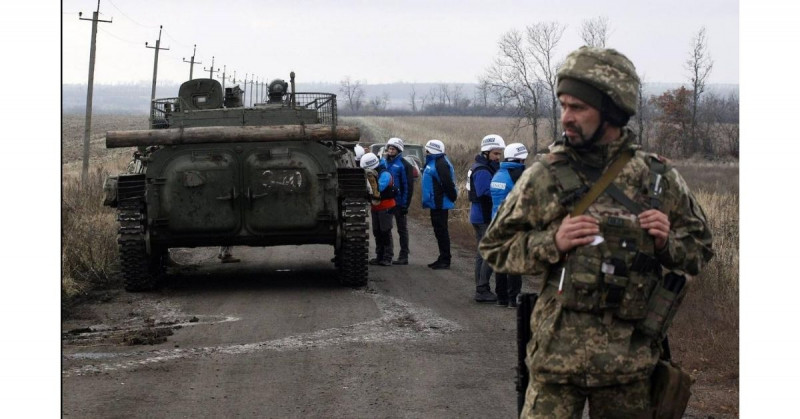 Ucrania acusa a Rusia de "agresión armada" tras reconocimiento de Donetsk y Lugansk.