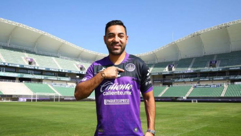 Marco Fabián baja de Mazatlán