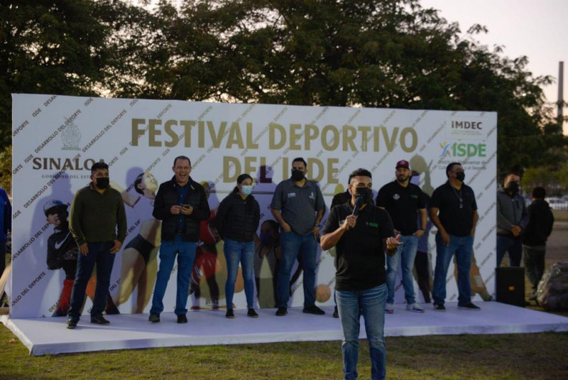 Inicia Festival Deportivo con más de 400 participantes
