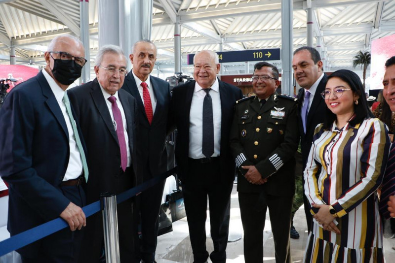 Gobernador asiste a la inauguración del Aeropuerto Internacional Felipe Ángeles
