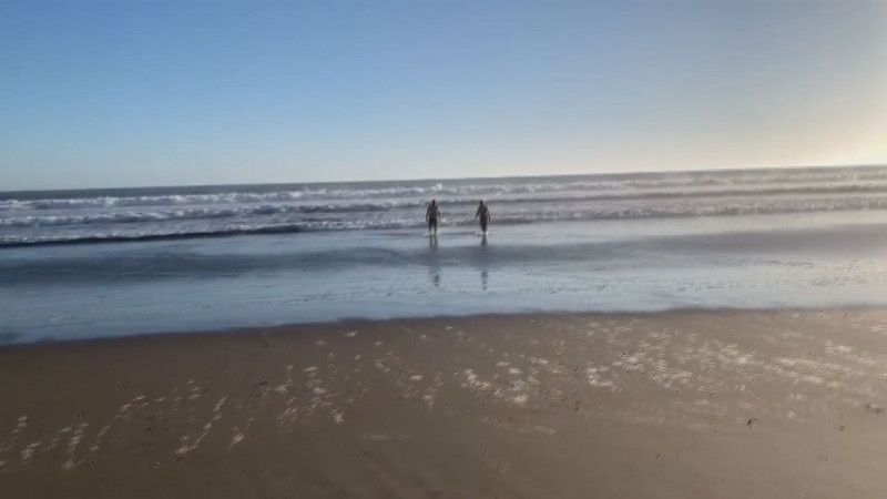 La asistencia a la playa nudista en Navolato, Sinaloa, propuesta por Serapio Vargas, Diputado de Morena