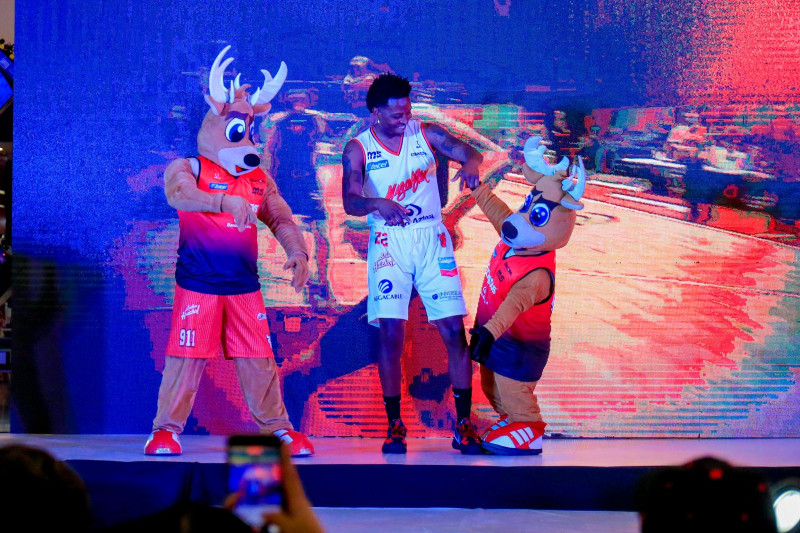 Venados Basketball presenta su piel