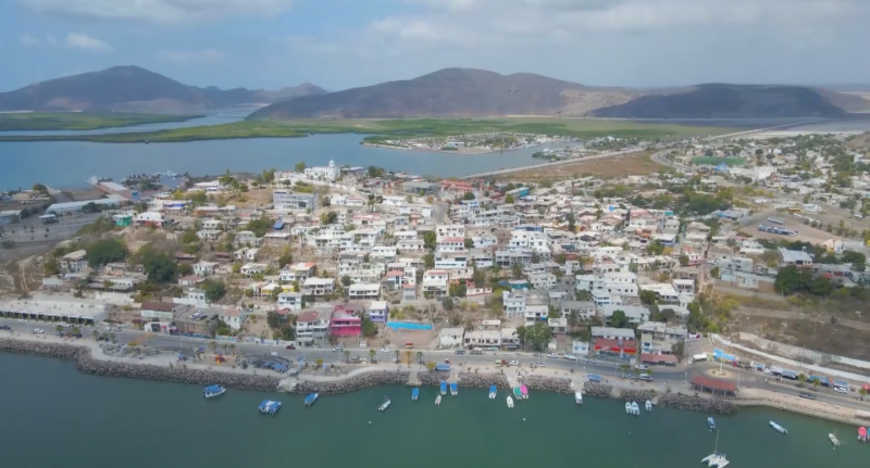 Avance del 10% lleva el pintado de viviendas en el Puerto de Topolobampo