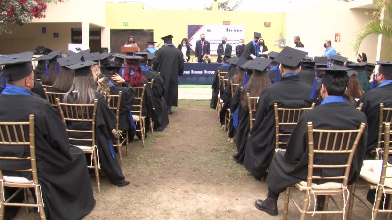 Se gradúan 125 alumnos del ITESUS Mazatlán