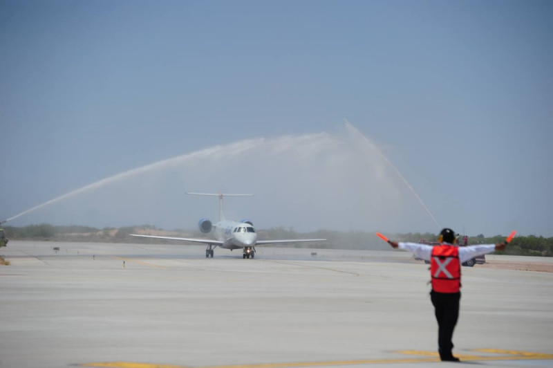 Inauguran vuelo Tijuana-Puerto Peñasco de Calafia Airlines