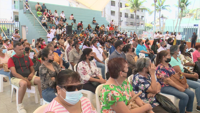 Se entregan 270 escrituras a familias de Mazatlán