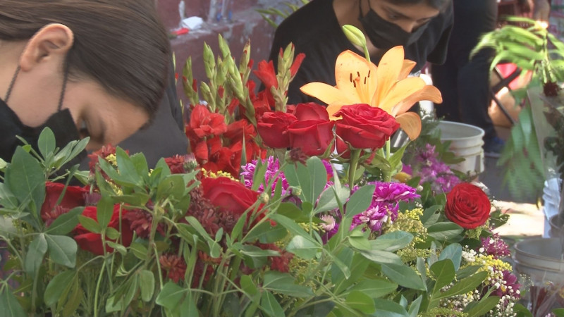 Altos precios para las flores en Culiacán