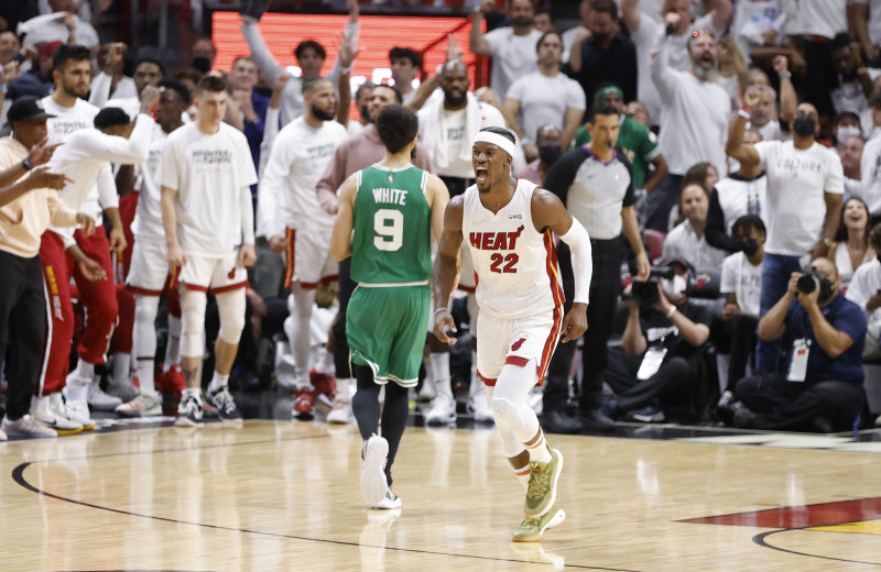 Miami Heat vence a los Celtics en el primer juego de final de conferencia