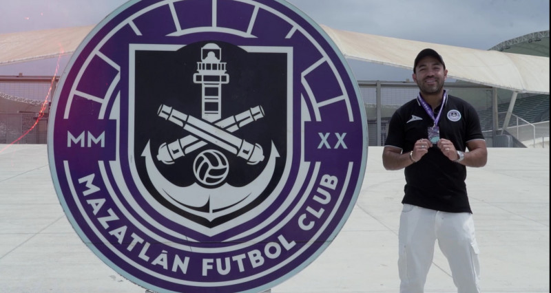 Marco Fabián renueva con Mazatlán FC