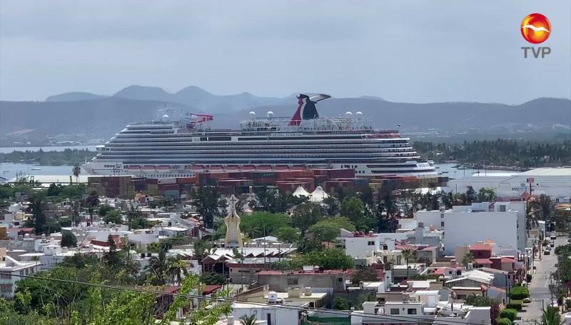 Más de 5 mil personas llegaron en el crucero Cárnival Panorama a Mazatlán