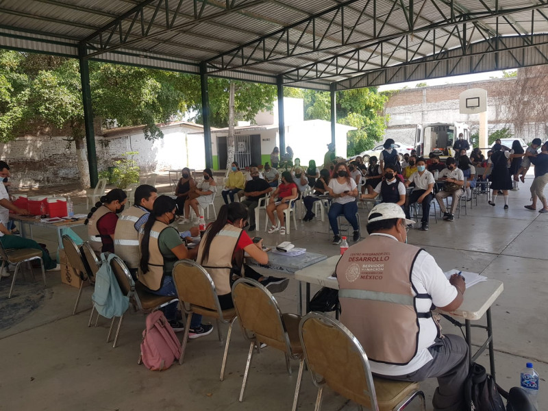 Avanza vacunación a menores de 12 a 14 años
