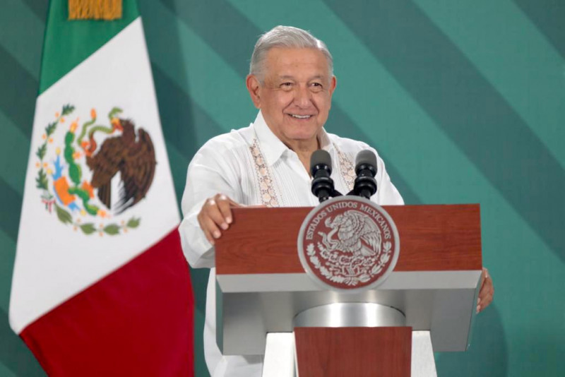Habrá  internet en todos los pueblos dice AMLO