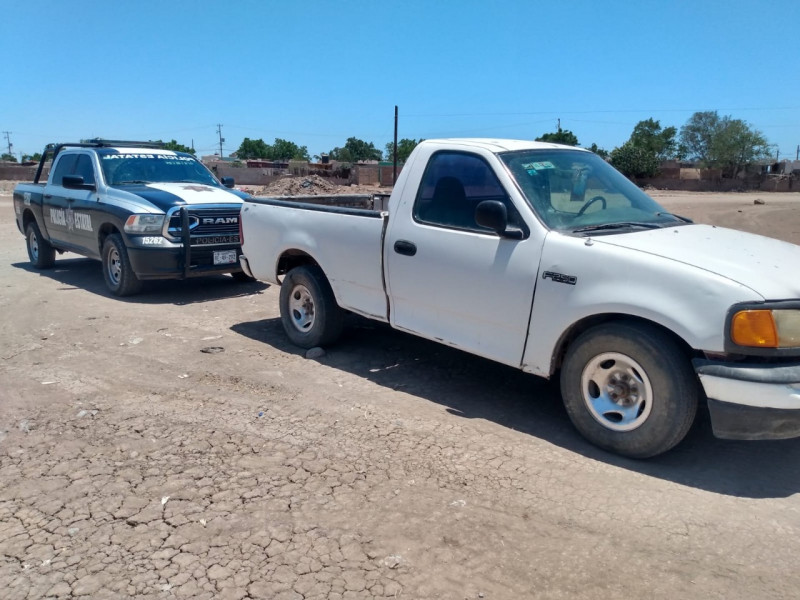 Recupera Policía Estatal vehículo robado en Empalme