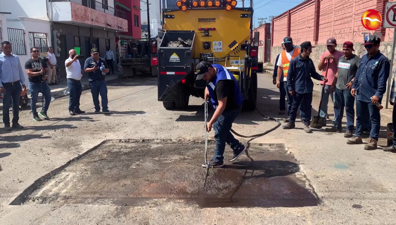 Municipio de Mazatlán buscarán arrendar camiones de bacheo