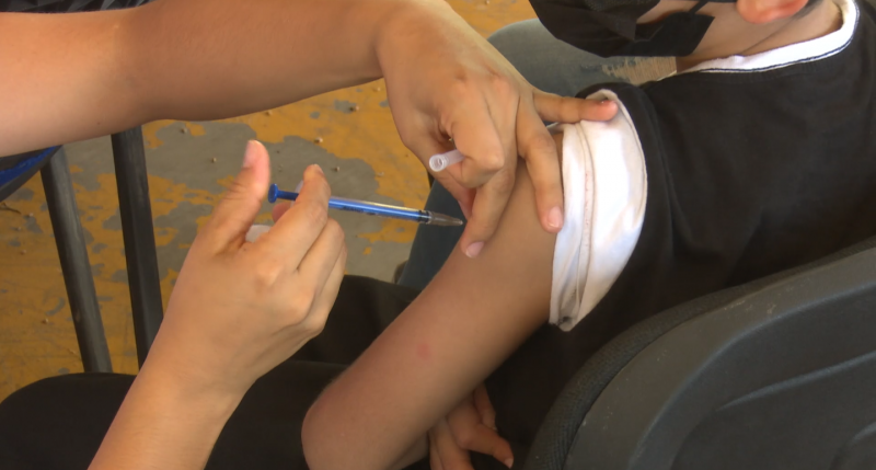 Inicia la vacunación de menores de edad de 5 a 11 años en Los Mochis