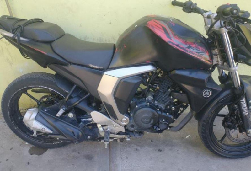Detiene la policía municipal a sujeto por posesión de motocicleta con reporte de robo