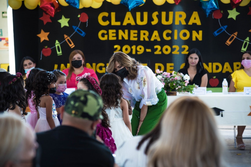 Festejan graduación niñas y niños de la generación 2019-2022 en Cadi 1, 2 y 3