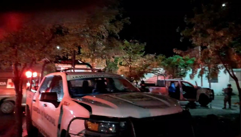 Chocan patrullas de la Guardia Nacional